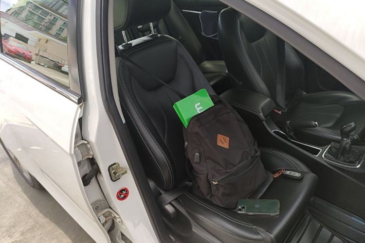Used Geely Auto Emgrand 2016 Sedan 1.5L Manual Upward Edition Right Front Seat