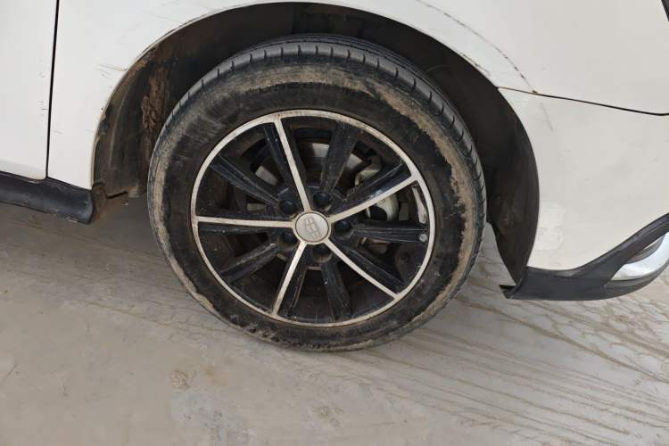 Used Geely Auto Emgrand 2016 Hatchback RS 1.5L CVT Upward Edition Right Front Wheel Hub