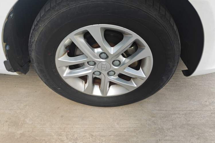 Used Geely Auto Emgrand 2016 Sedan 1.5L Manual Luxury Model Right Front Wheel Hub