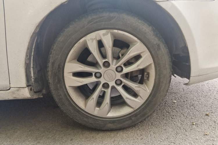 Used Geely Auto Emgrand 2016 Sedan 1.5L Manual Upward Edition Right Front Wheel Hub