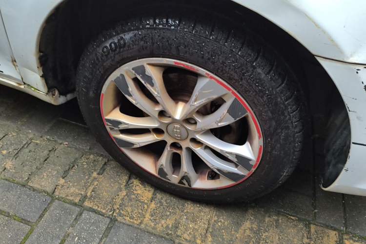 Used Geely Auto Emgrand 2016 Sedan 1.5L Manual Upward Edition Right Front Wheel Hub