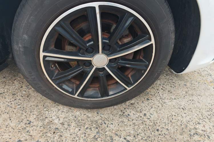 Used Geely Auto Emgrand 2016 Hatchback RS 1.5L CVT Upward Edition Right Front Wheel Hub