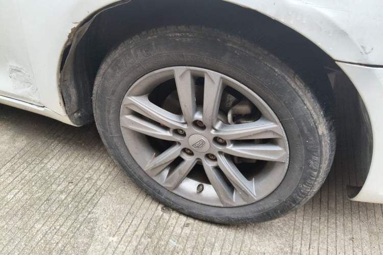 Used Geely Auto Emgrand 2016 Sedan 1.5L Manual Upward Edition Right Front Wheel Hub