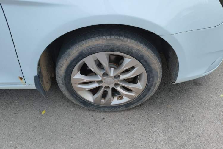 Used Geely Auto Emgrand 2016 Sedan 1.5L Manual Upward Edition Right Front Wheel Hub