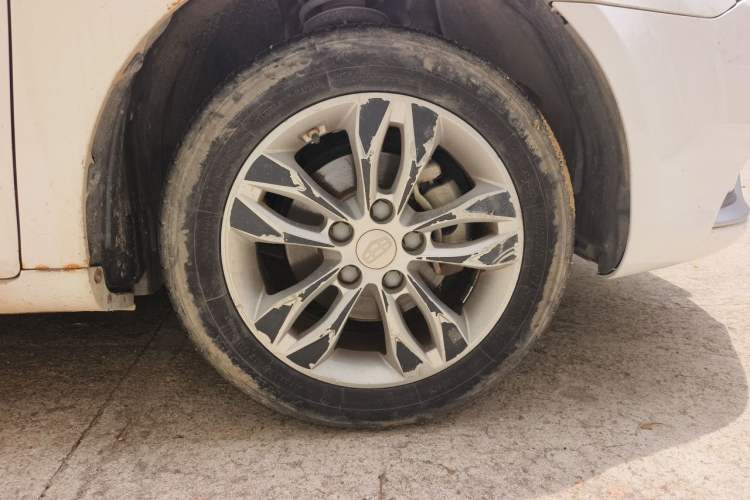 Used Geely Auto Emgrand 2016 Sedan 1.5L Manual Upward Edition Right Front Wheel Hub