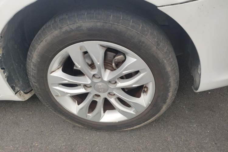 Used Geely Auto Emgrand 2016 Sedan 1.5L Manual Upward Edition Right Front Wheel Hub