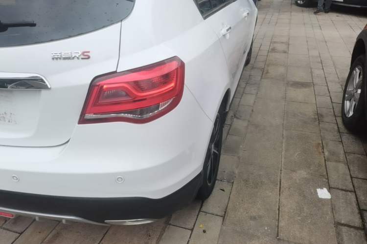 Used Geely Auto Emgrand 2016 Hatchback RS 1.5L CVT Upward Edition Right Rear Taillight