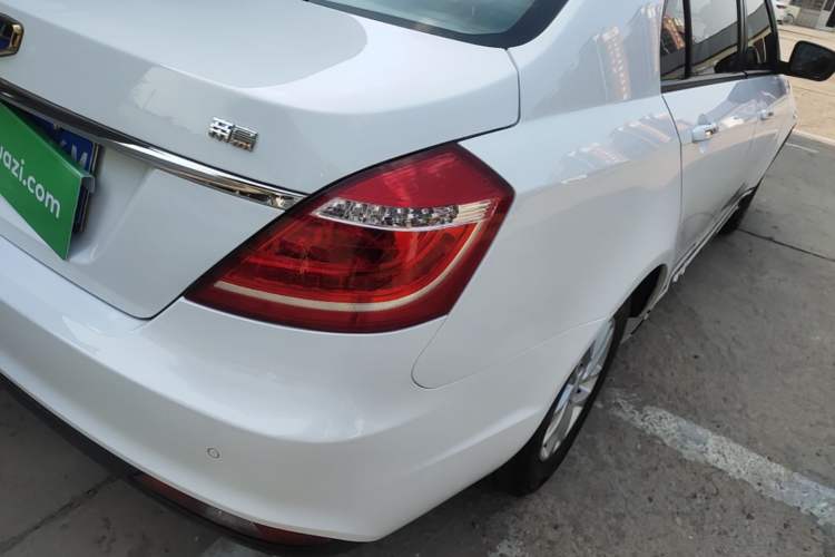 Used Geely Auto Emgrand 2016 Sedan 1.5L CVT Luxury Model Right Rear Taillight