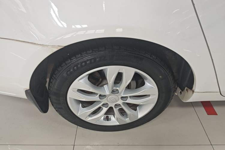 Used Geely Auto Emgrand 2016 Sedan 1.5L Manual Upward Edition Right Rear Wheel Hub