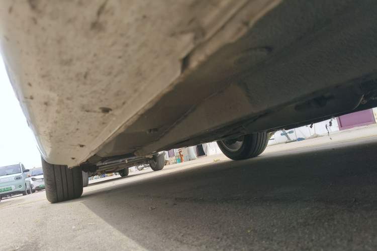 Used Geely Auto Emgrand 2016 Sedan 1.5L Manual Upward Edition Right Side Sill