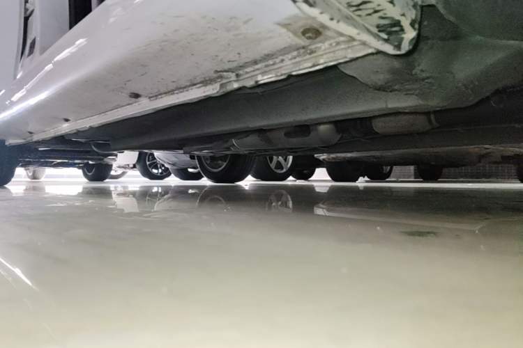Used Geely Auto Emgrand 2016 Sedan 1.5L Manual Upward Edition Right Side Sill