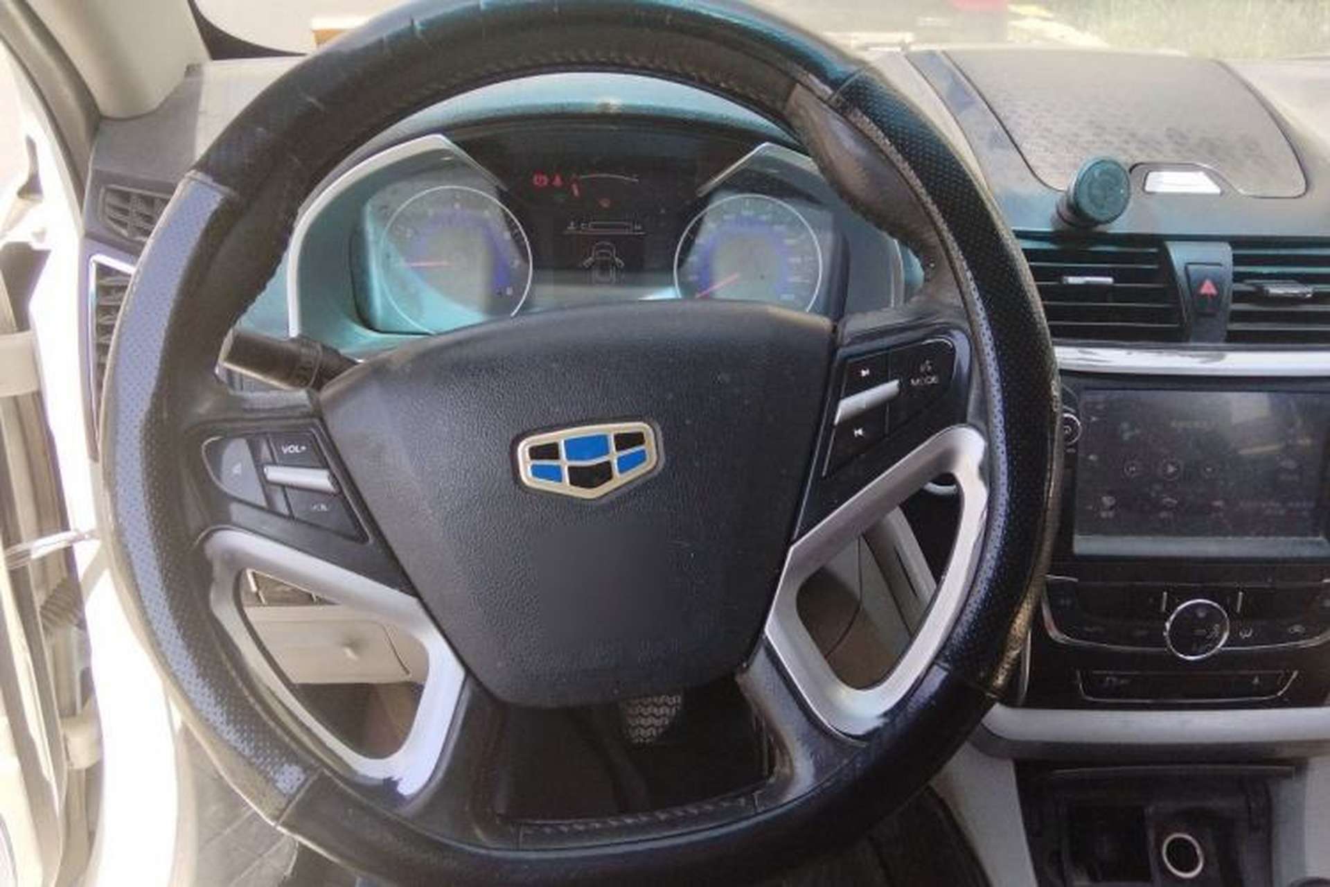 Used Geely Auto Emgrand 2016 Sedan 1.5L Manual Luxury Model Steering Wheel