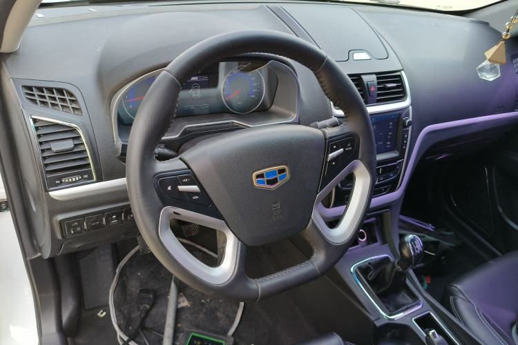 Used Geely Auto Emgrand 2016 Sedan 1.5L Manual Upward Edition Steering Wheel