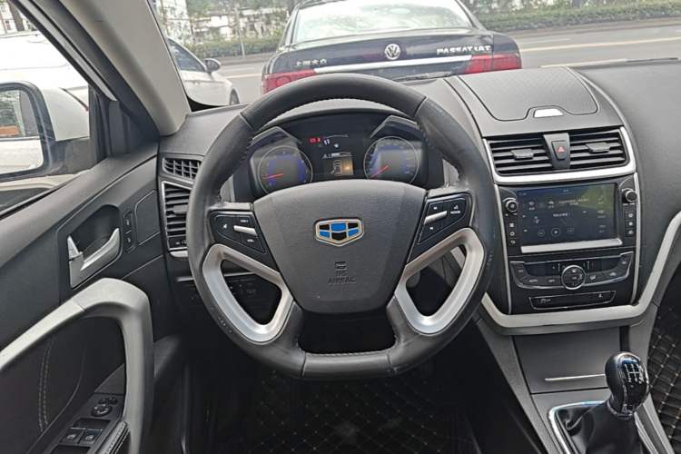 Used Geely Auto Emgrand 2016 Sedan 1.5L Manual Upward Edition Steering Wheel