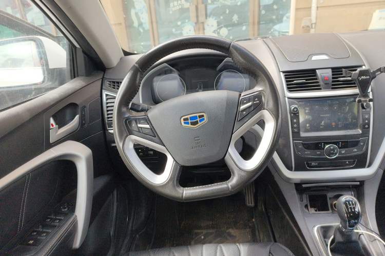 Used Geely Auto Emgrand 2016 Sedan 1.5L Manual Upward Edition Steering Wheel