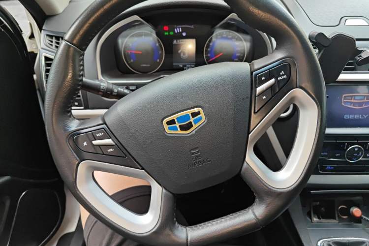 Used Geely Auto Emgrand 2016 Sedan 1.5L Manual Upward Edition Steering Wheel