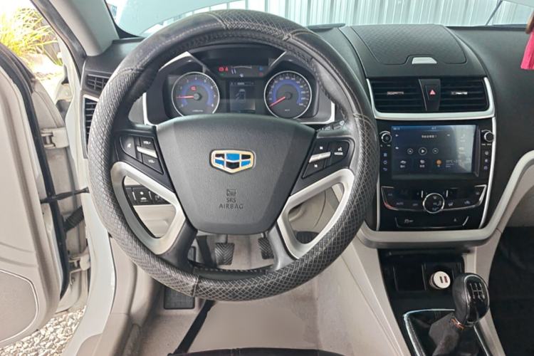 Used Geely Auto Emgrand 2016 Sedan 1.5L Manual Luxury Model Steering Wheel