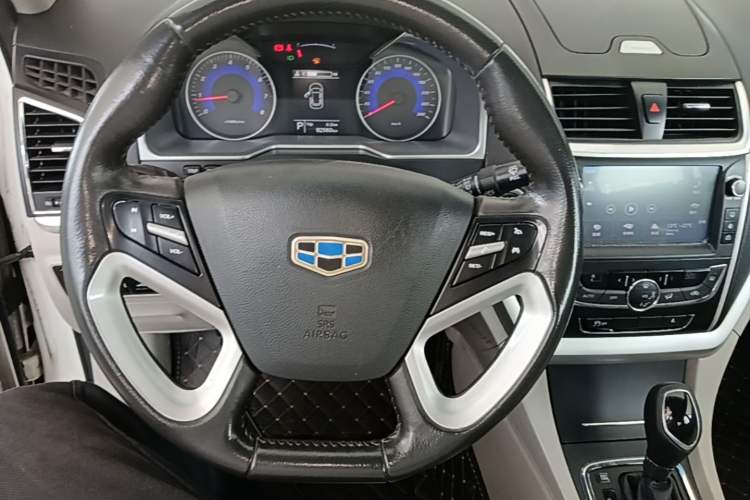 Used Geely Auto Emgrand 2016 Sedan 1.5L CVT Luxury Model Steering Wheel