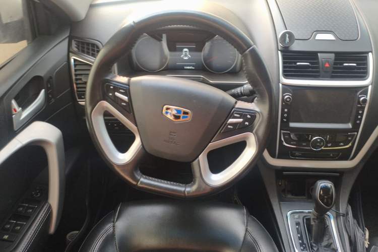 Used Geely Auto Emgrand 2016 Sedan 1.5L CVT Upward Version Steering Wheel