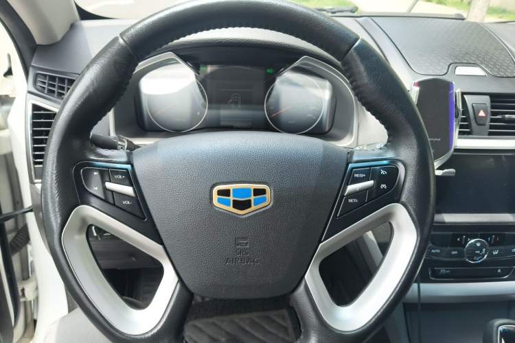 Used Geely Auto Emgrand 2016 Sedan 1.3T CVT Upward Edition Steering Wheel