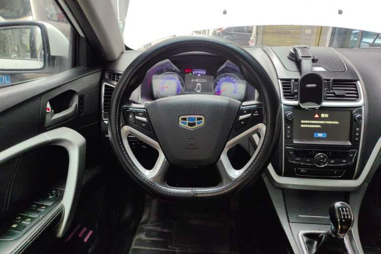 Used Geely Auto Emgrand 2016 Sedan 1.5L Manual Upward Edition Steering Wheel