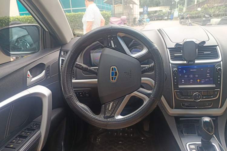Used Geely Auto Emgrand 2016 Sedan 1.3T CVT Upward Edition Steering Wheel