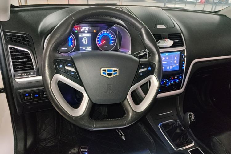 Used Geely Auto Emgrand 2016 Sedan 1.5L Manual Upward Edition Steering Wheel