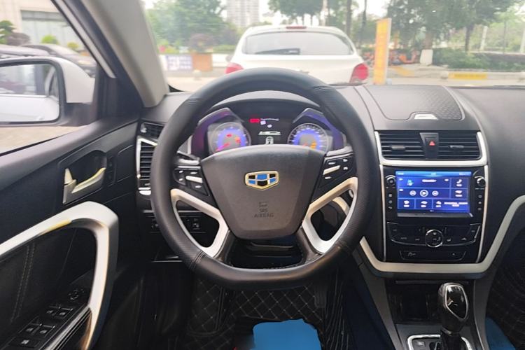 Used Geely Auto Emgrand 2016 Sedan 1.5L CVT Upward Version Steering Wheel