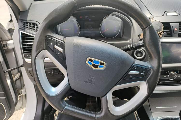 Used Geely Auto Emgrand 2016 Sedan 1.5L Manual Upward Edition Steering Wheel