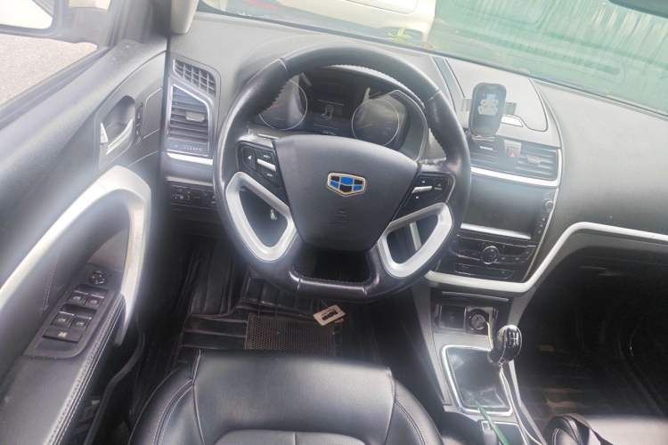 Used Geely Auto Emgrand 2016 Sedan 1.5L Manual Upward Edition Steering Wheel