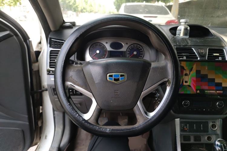 Used Geely Auto Emgrand 2016 Sedan 1.3T Manual Upward Edition Steering Wheel