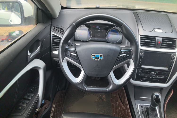 Used Geely Auto Emgrand 2016 Sedan 1.5L CVT Upward Version Steering Wheel