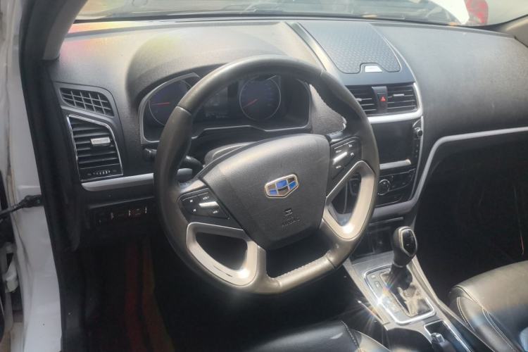 Used Geely Auto Emgrand 2016 Sedan 1.5L CVT Upward Version Steering Wheel