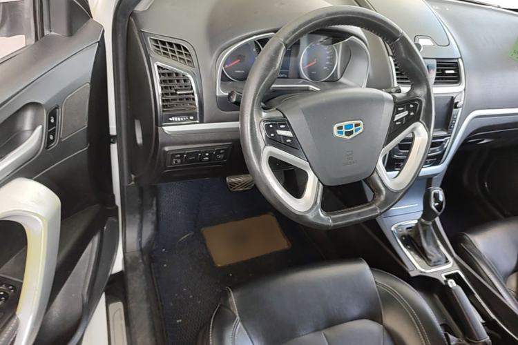 Used Geely Auto Emgrand 2016 Sedan 1.5L CVT Upward Version Steering Wheel