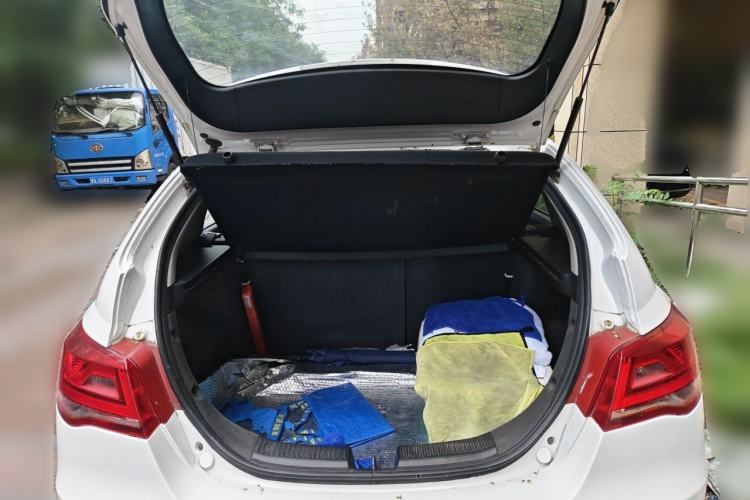 Used Geely Auto Emgrand 2016 Hatchback RS 1.5L CVT Upward Edition Trunk