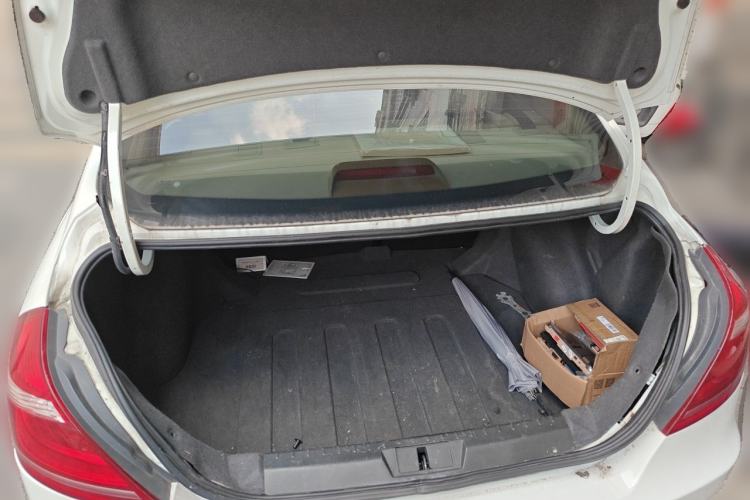 Used Geely Auto Emgrand 2016 Sedan 1.5L CVT Luxury Model Trunk