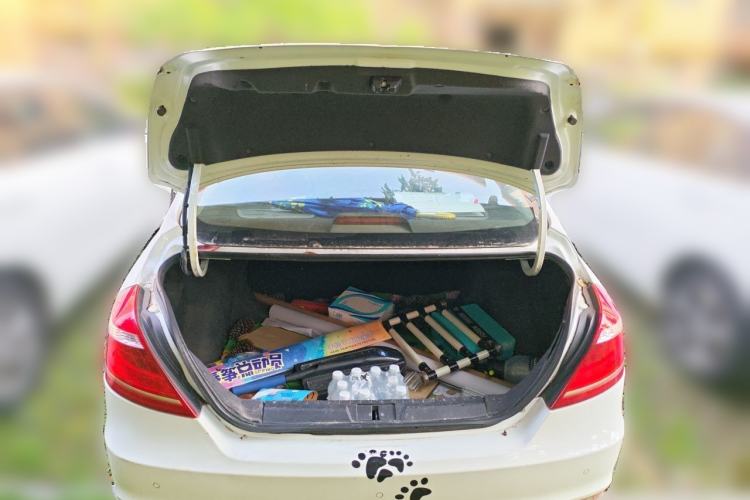 Used Geely Auto Emgrand 2016 Sedan 1.5L Manual Upward Edition Trunk