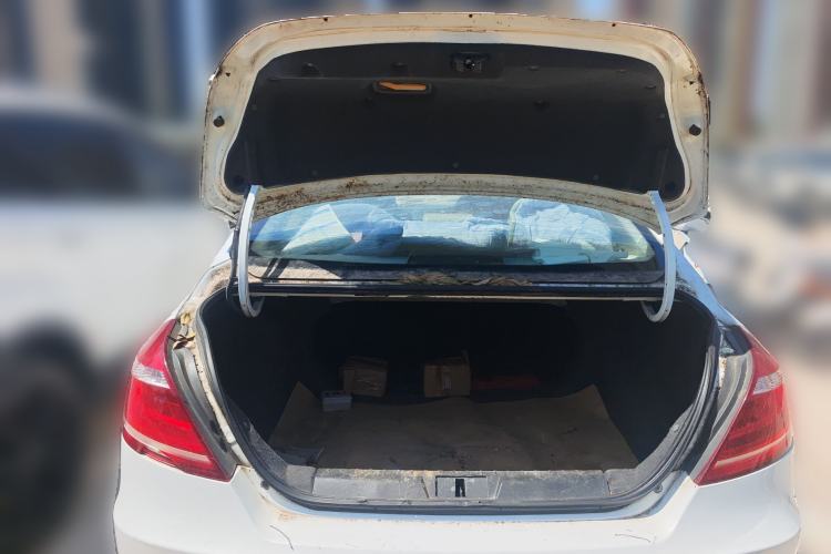 Used Geely Auto Emgrand 2016 Sedan 1.5L Manual Luxury Model Trunk