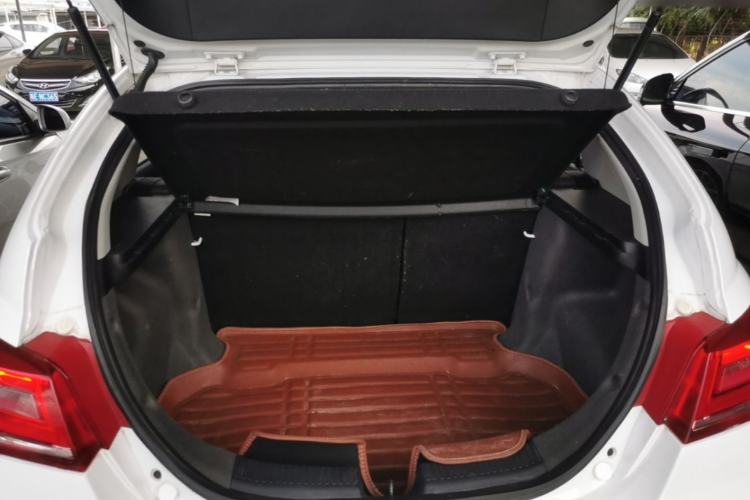 Used Geely Auto Emgrand 2016 Hatchback RS 1.5L CVT Upward Edition Trunk