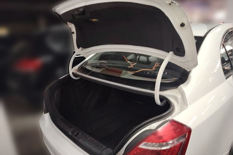 Used Geely Auto Emgrand 2016 Sedan 1.5L CVT Luxury Model Trunk