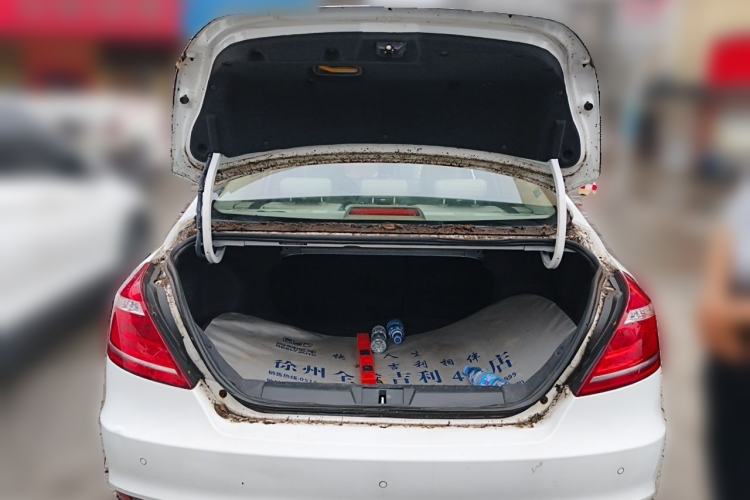 Used Geely Auto Emgrand 2016 Sedan 1.5L CVT Luxury Model Trunk