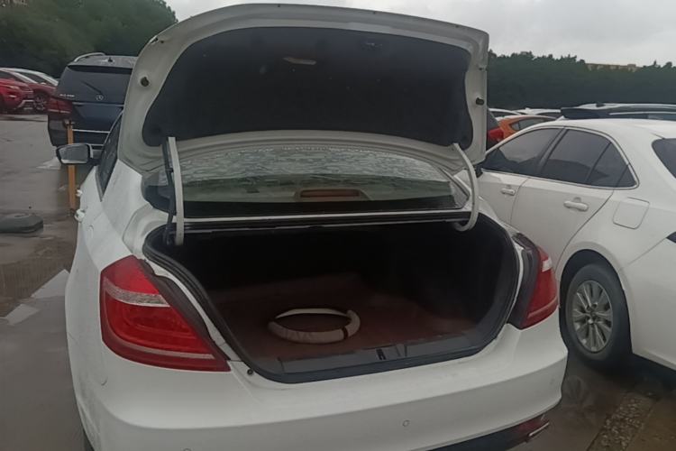 Used Geely Auto Emgrand 2016 Sedan 1.5L Manual Luxury Model Trunk