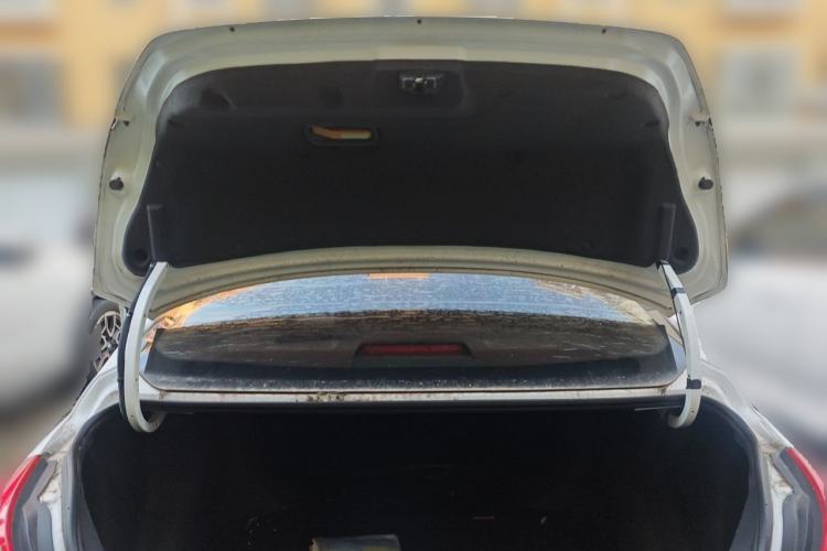 Used Geely Auto Emgrand 2016 Sedan 1.5L CVT Upward Version Trunk