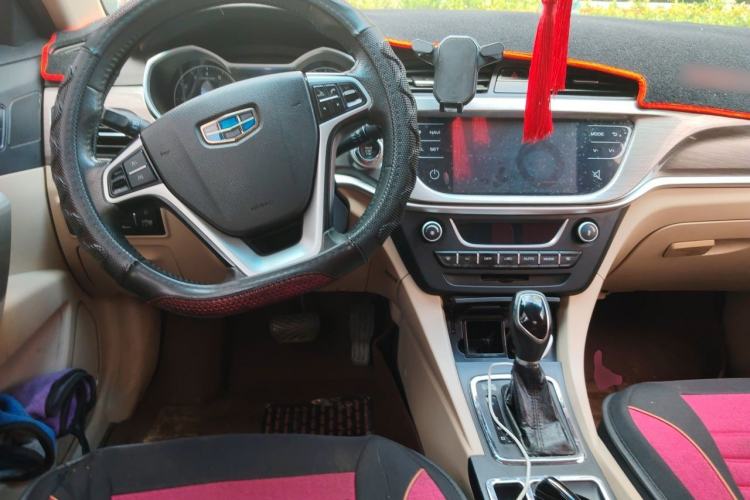 Used Geely Auto Emgrand 2017 Sedan Million Edition 1.5L CVT Luxury Model Center Console