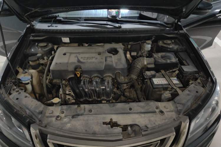 Used Geely Auto Emgrand 2017 Sedan Million Edition 1.5L Manual Luxury Model Engine Bay