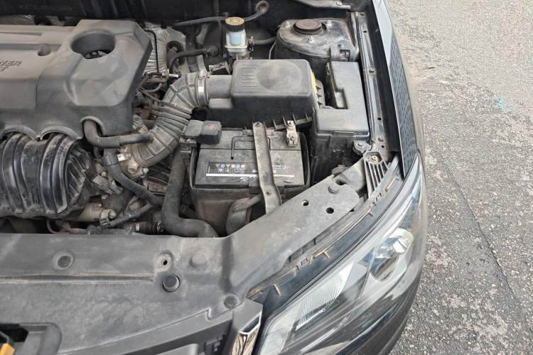Used Geely Auto Emgrand 2017 Sedan Million Edition 1.5L Manual Upward Connect Version Engine Bay Left