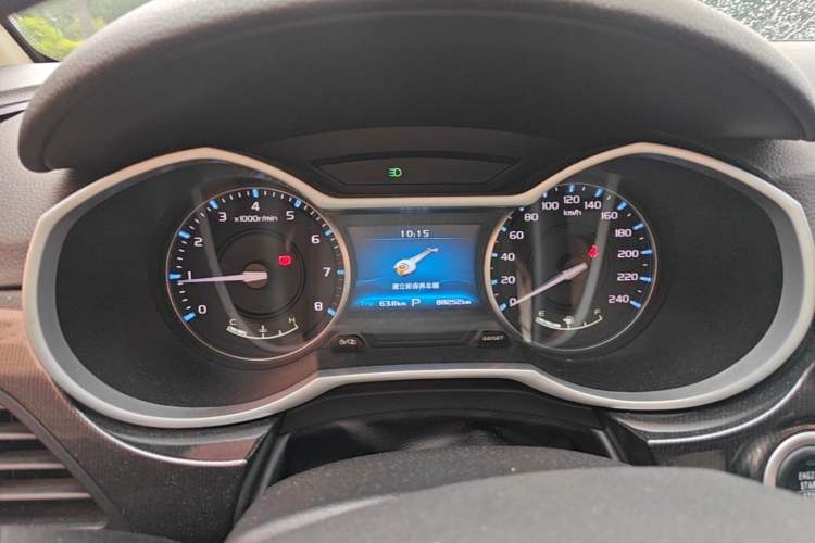 Used Geely Auto Emgrand 2017 Sedan Million Edition 1.5L CVT Upward Version Instrument Cluster