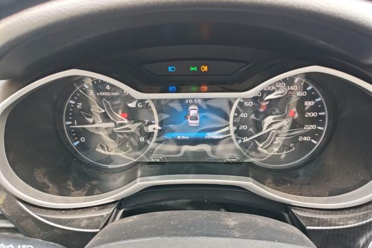 Used Geely Auto Emgrand 2017 Sedan Million Edition 1.5L Manual - Upward Version Instrument Cluster