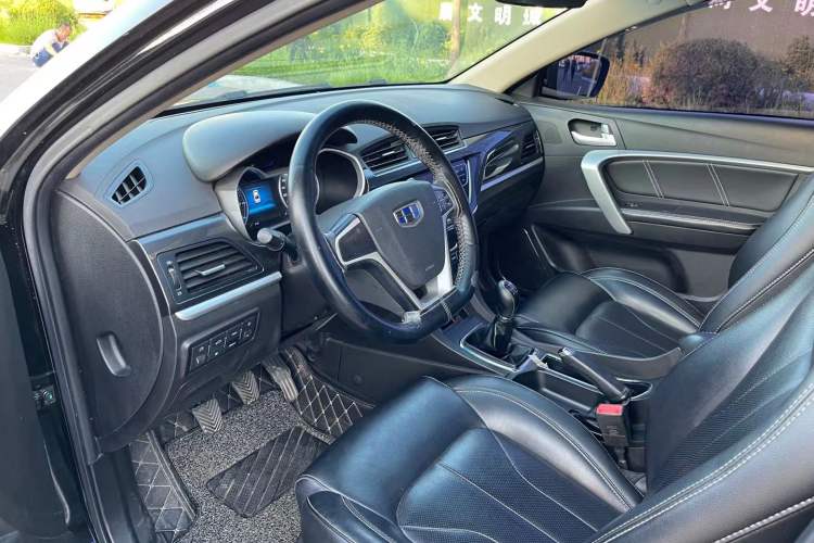 Used Geely Auto Emgrand 2017 Sedan Million Edition 1.5L Manual - Upward Version Interior 2