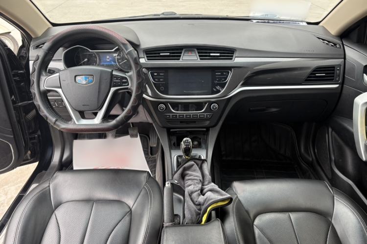 Used Geely Auto Emgrand 2017 Sedan Million Edition 1.5L Manual - Upward Version Interior 4
